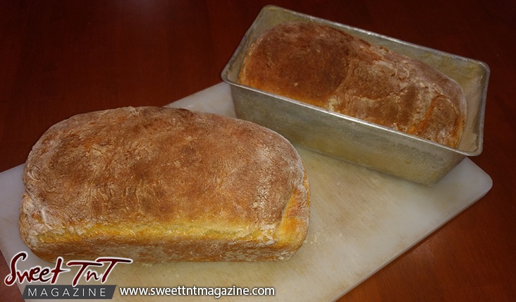 Bread homemade in sweet T&T for Sweet TnT Magazine, Culturama Publishing Company, for news in Trinidad, in Port of Spain, Trinidad and Tobago, with positive how to photography.